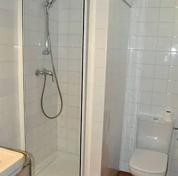 Casa Cundaro Hotel Girona 3*,